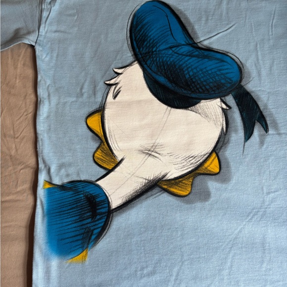 Donald Duck Disneyland Blue Graphic
T-Shirt - Picture 4 of 5